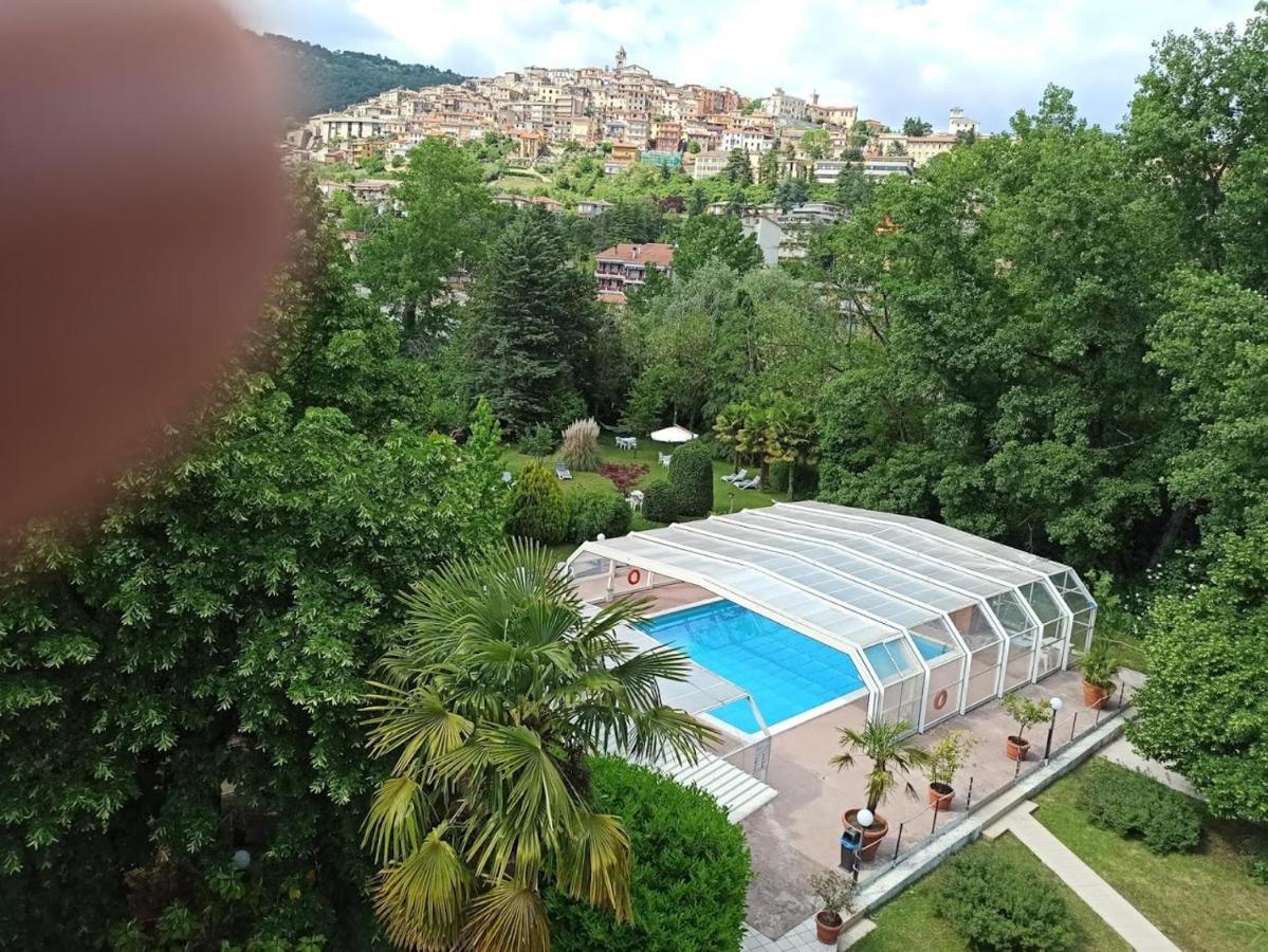 King Hotel Fiuggi Εξωτερικό φωτογραφία