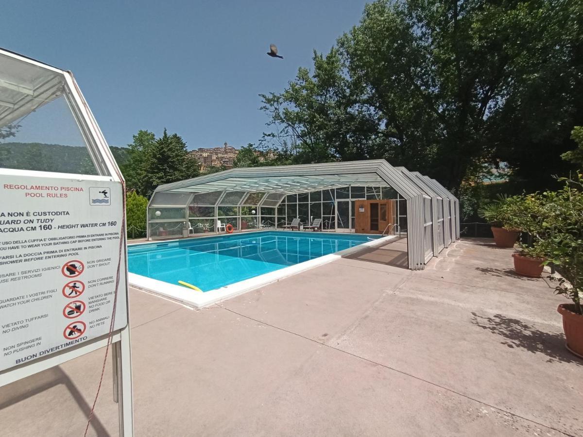 King Hotel Fiuggi Εξωτερικό φωτογραφία
