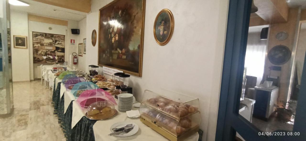 King Hotel Fiuggi Εξωτερικό φωτογραφία