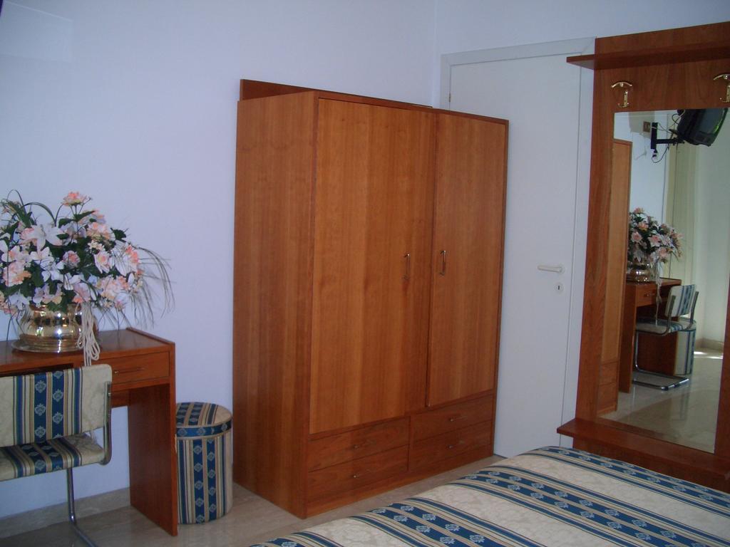 King Hotel Fiuggi Εξωτερικό φωτογραφία