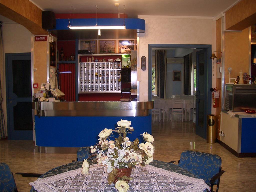 King Hotel Fiuggi Εξωτερικό φωτογραφία