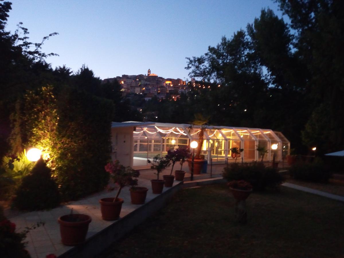 King Hotel Fiuggi Εξωτερικό φωτογραφία
