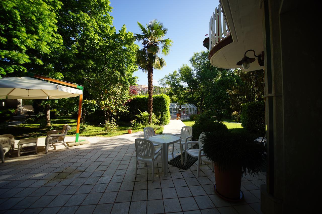 King Hotel Fiuggi Εξωτερικό φωτογραφία
